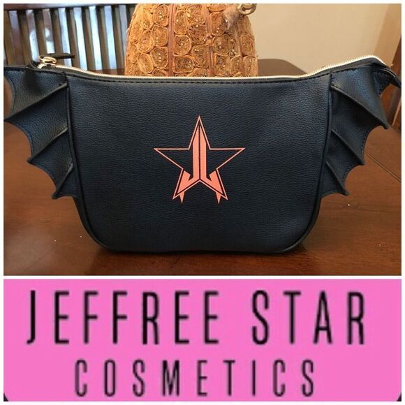 JEFFREE STAR COSMETICS - NWOT Bat Wings Faux Leather Cosmetic Case/Nice & Large - Picture 1 of 14